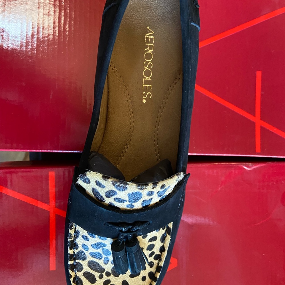 Women shoes cheetah combo. New in the original box.